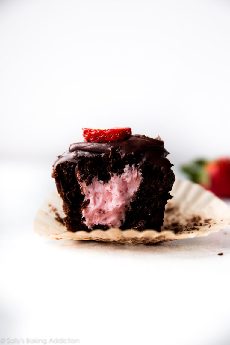 How to Make Yummy Fresh Strawberry Chocolate Truffle ...